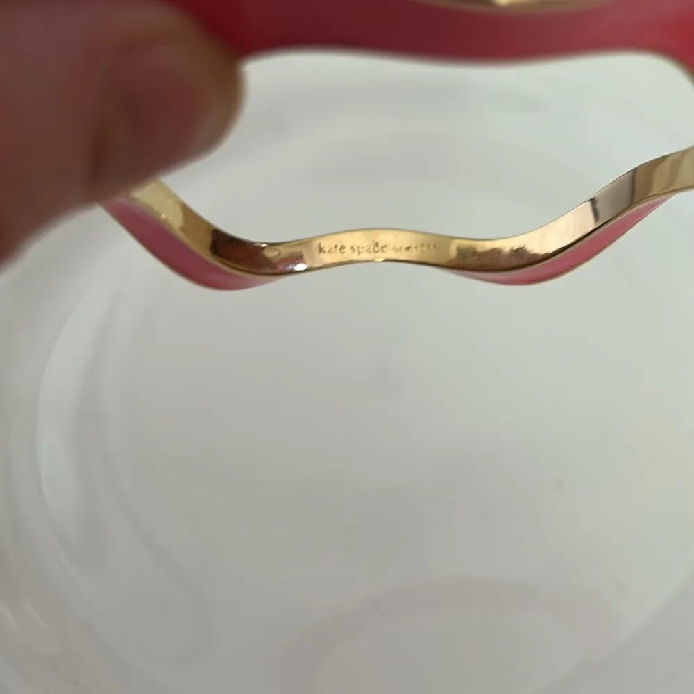 kate spade Salmon Pink and Gold Wave Bangle - Image 4