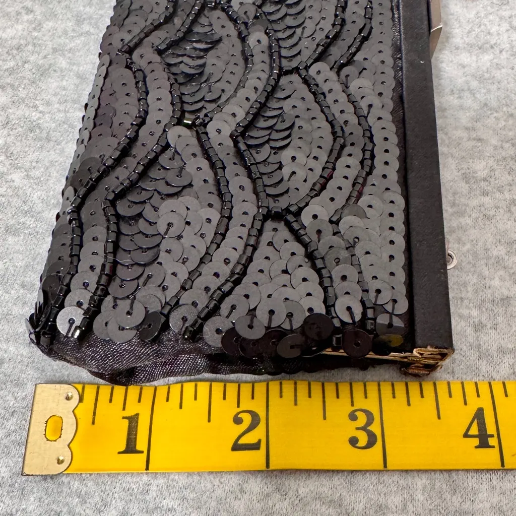 Vintage Banana Republic Black Sequin Clutch w Silver Hardware Cocktail Party - Image 14