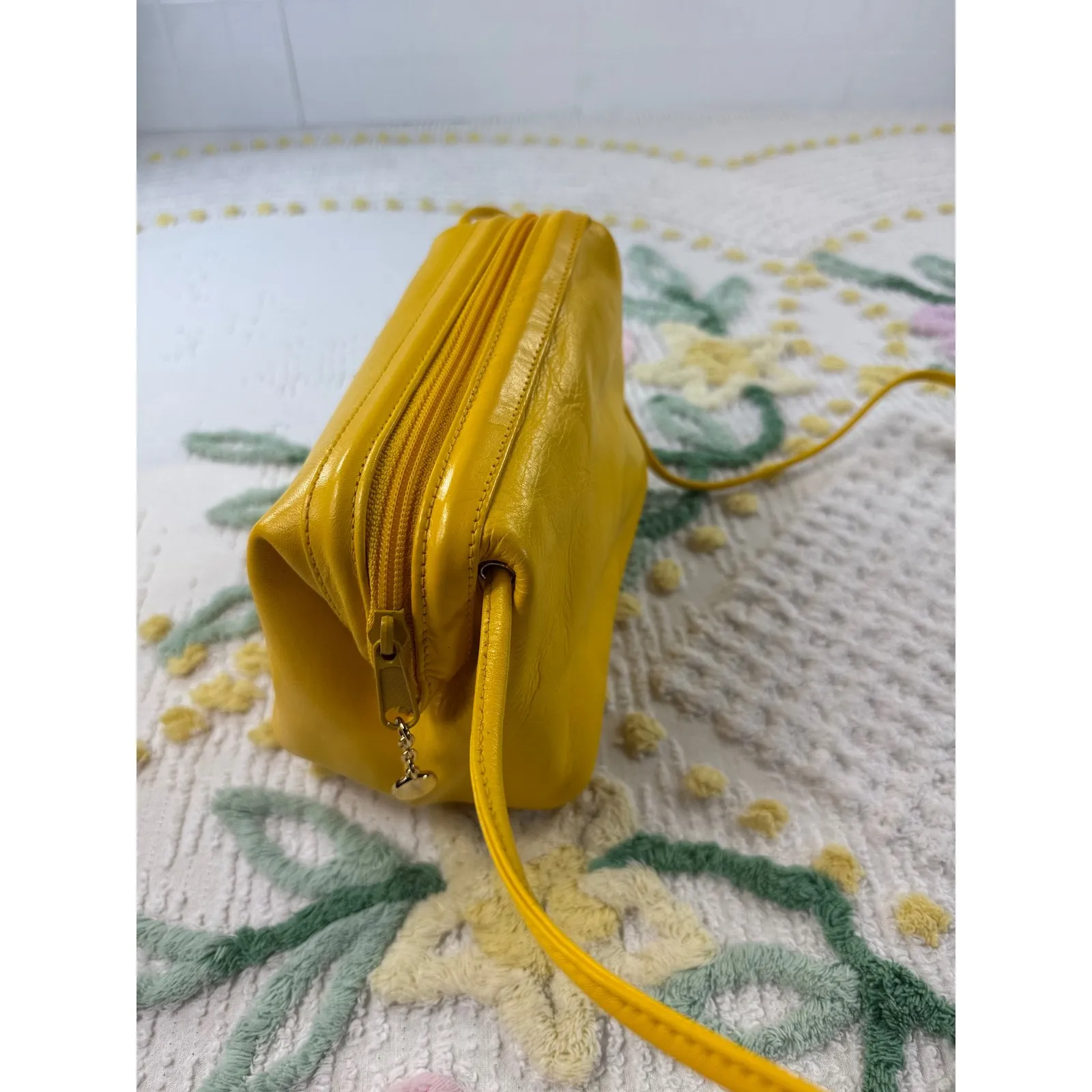 Genuine Leather Small Crossbody Purse Yellow Zip Around Bag - Image 2