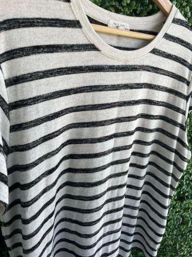 NWOT Rag & Bone The Knit Stripe Tee in Grey - Image 8