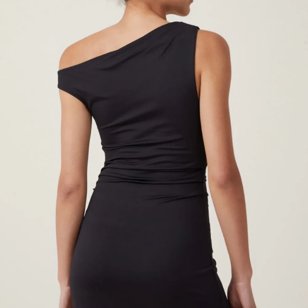 Black Luxe One Shoulder Mini Dress Medium - Image 2