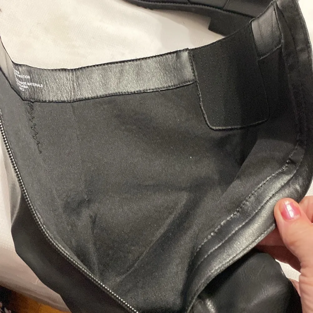 CLIFFS WO SIZE 9 Faux leather Black Knee - Image 6