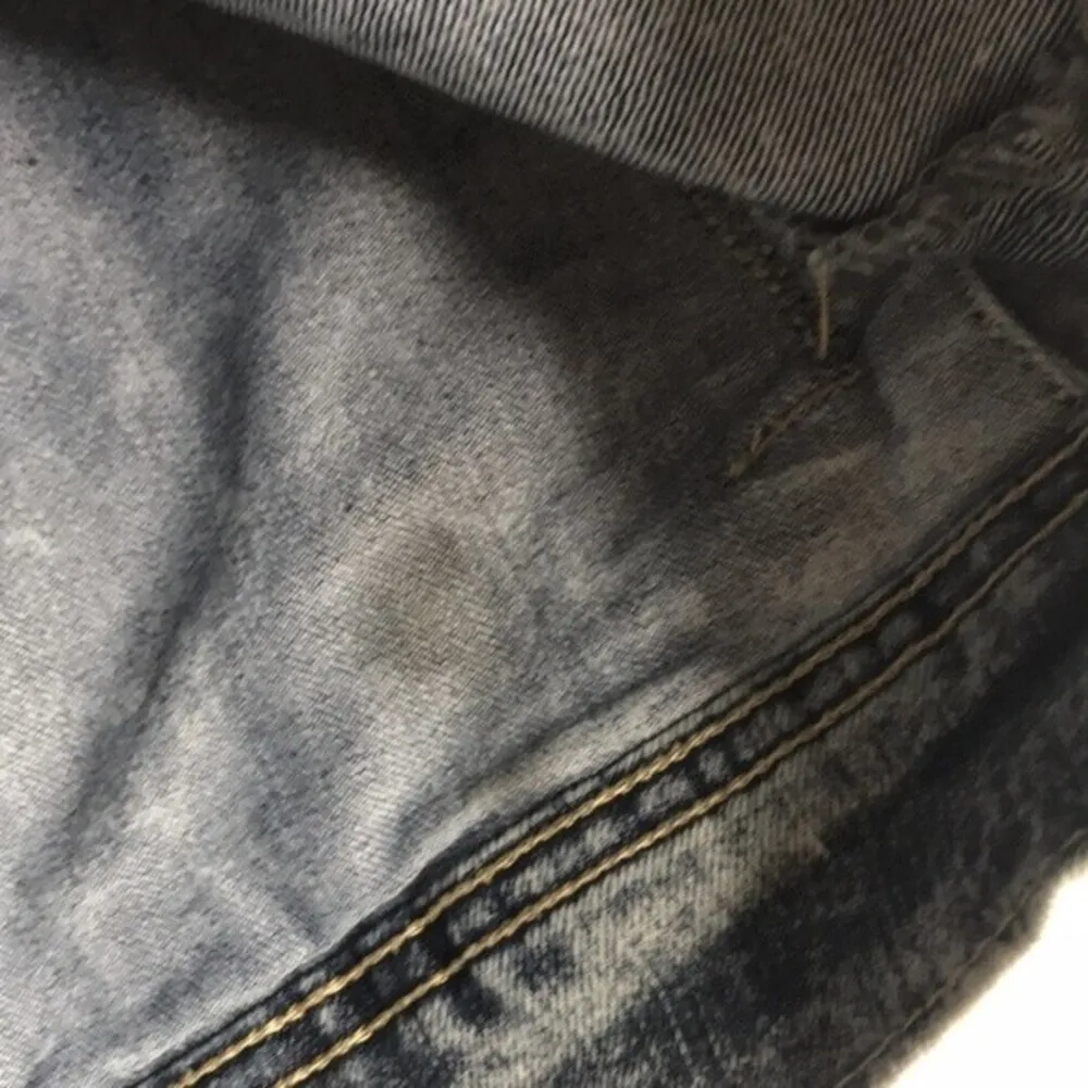 Wax jeans Acid wash bedazzled denim vest cutoff sleeves with pearls - Image 11