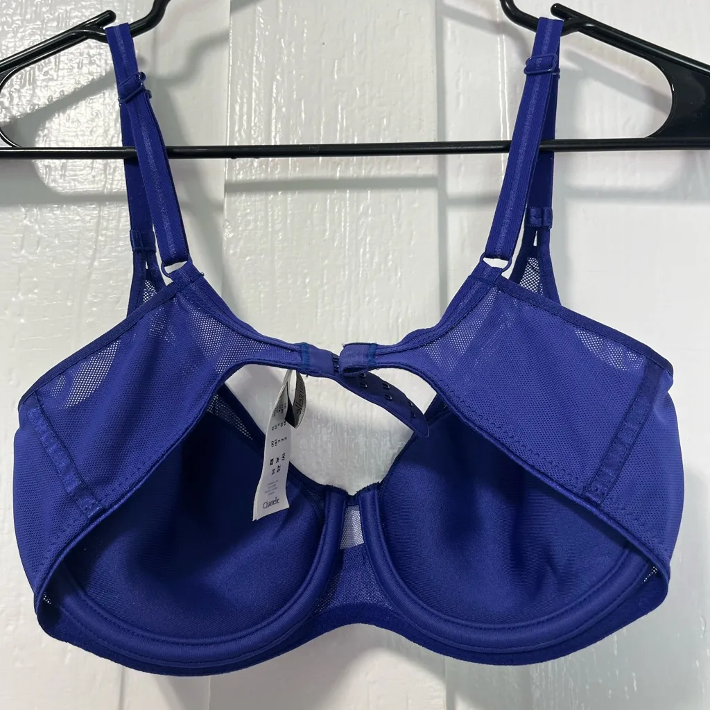 Chantelle Lightweight Full coverage underwear bra size 32DD - Image 2