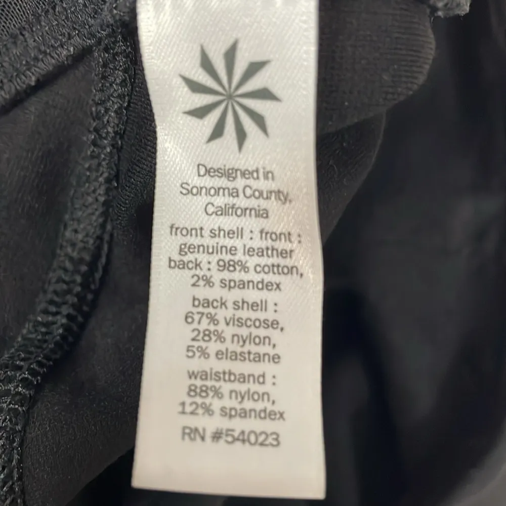 Athleta Ponte Genuine Leather Moto Zipper
Pocket Leggings - Image 7