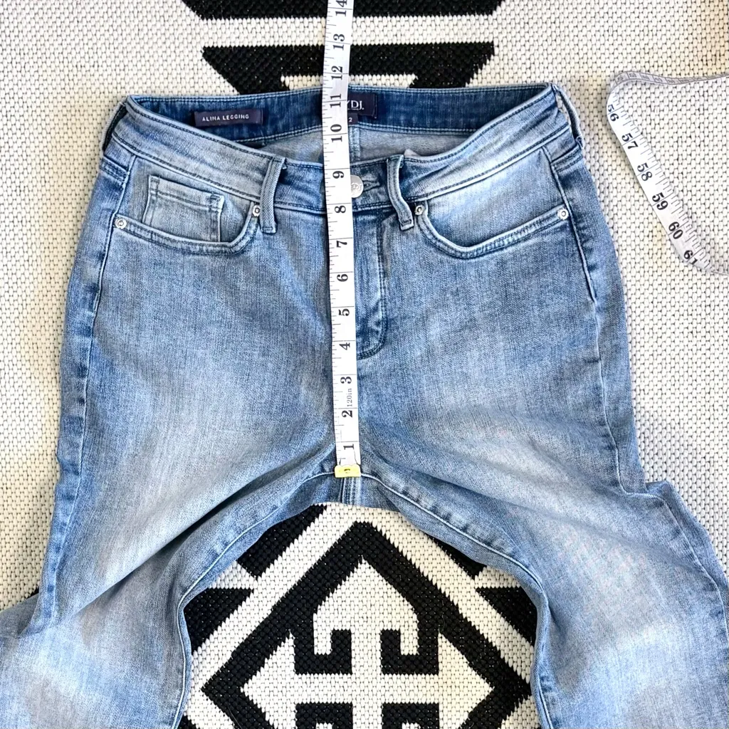 NYDJ Alina Legging Jean in Clean Affection Size 2 - Image 4