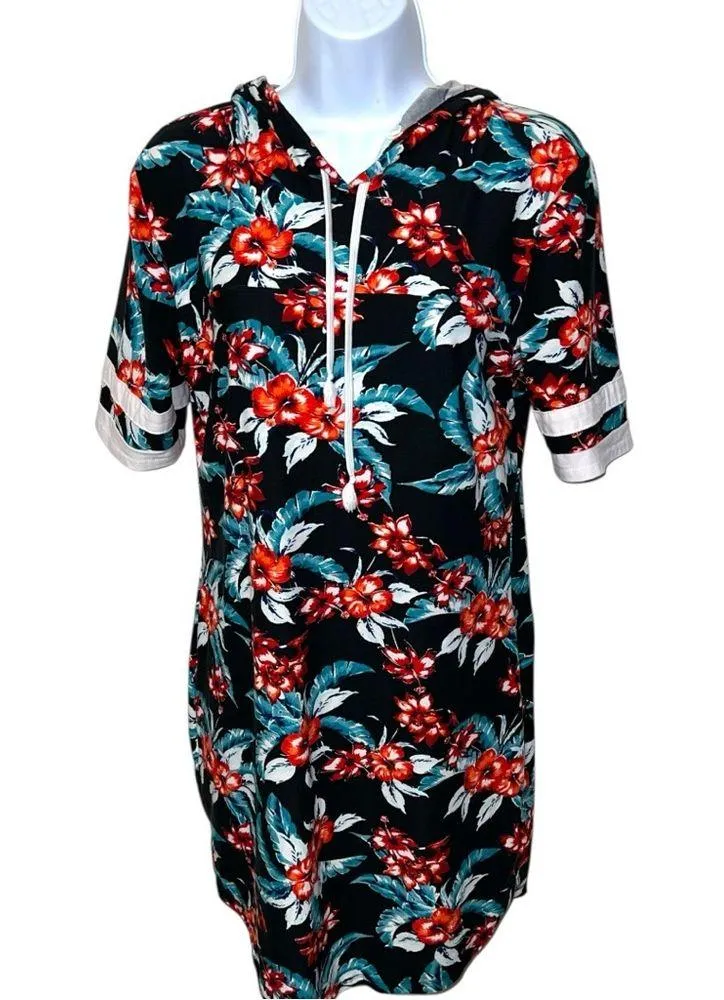 Ultra flirt Floral Hooded Dress with Red and Green Accents - Image 4