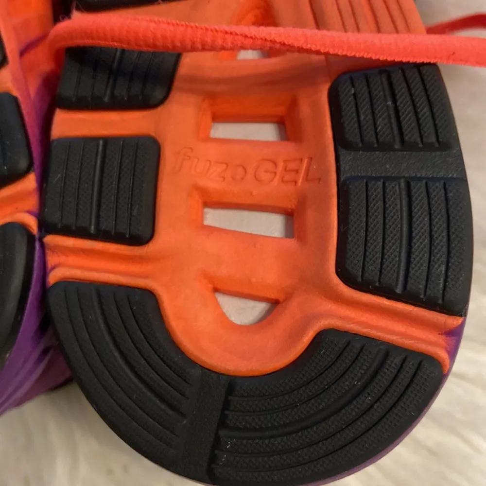 ASICS FuzeXLyte Gel Women’s Athletic size 8 BNWOT beautiful colors and sneakers - Image 8