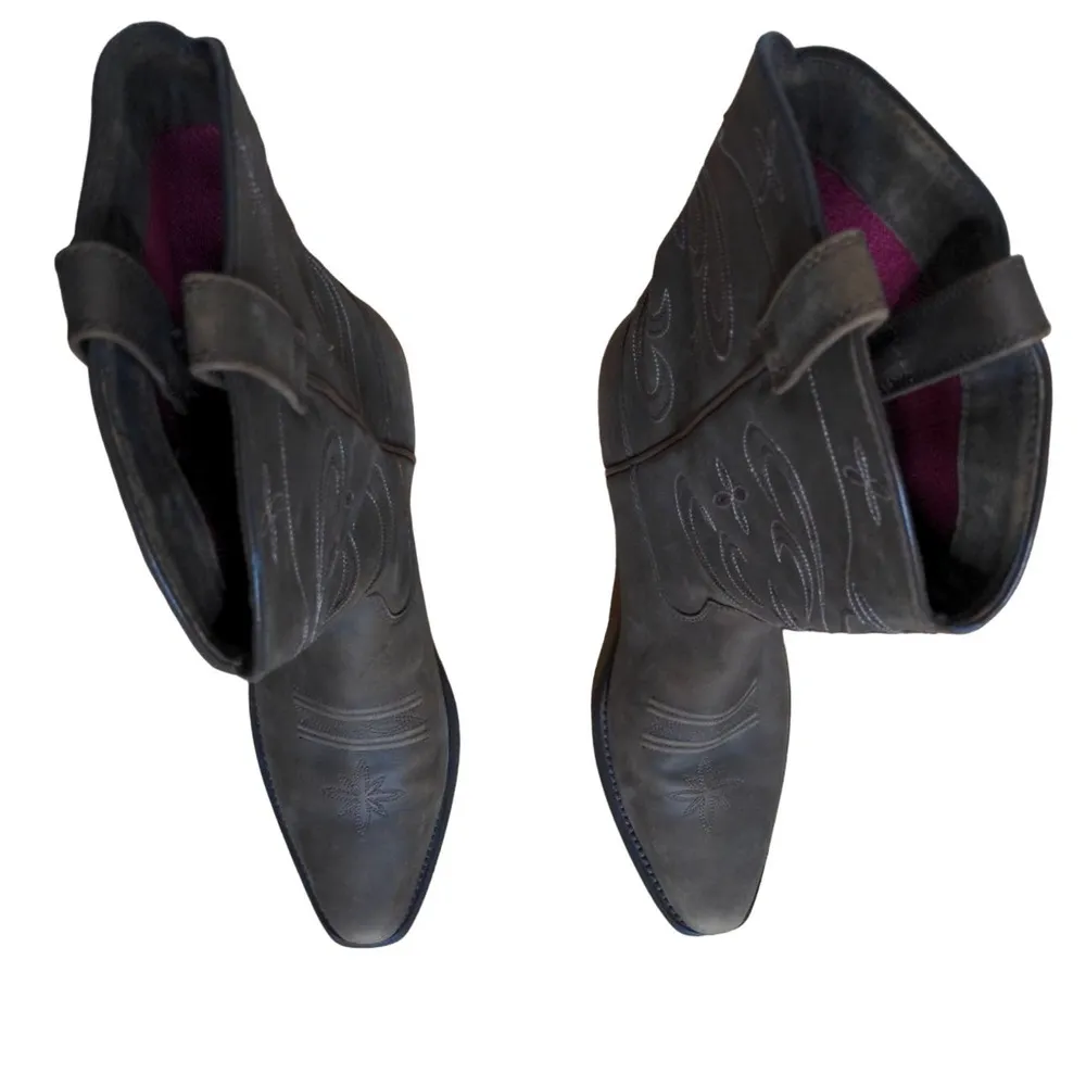 Ariat Sage Stars Distressed Boots - Size 9B - NWOB - Image 9