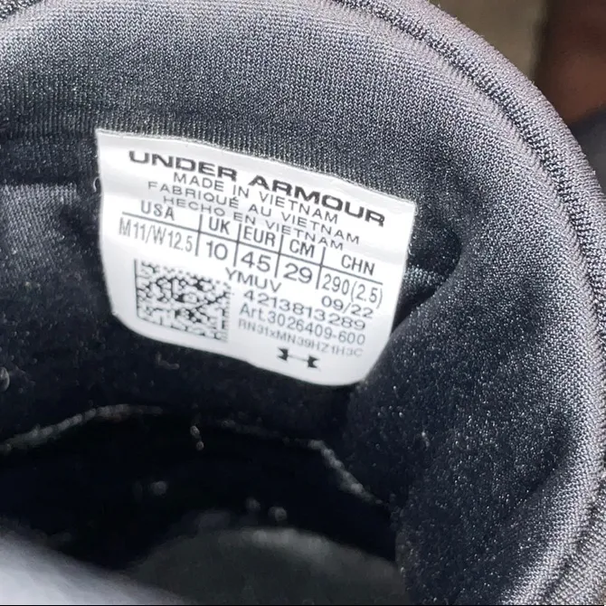 UNISEX Women’s 12.5 men’s 11 under armor slip speed sneakers - Image 4