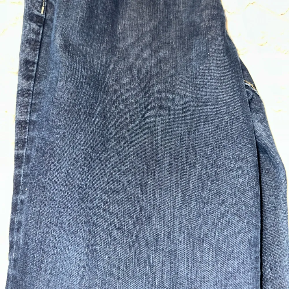 Gap Premium Bootcut Jeans - Image 4