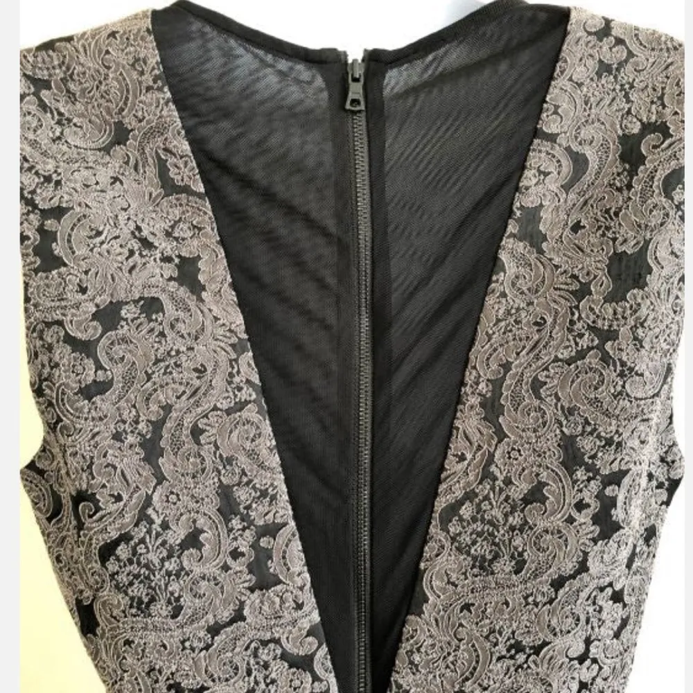 Alice & Olivia Baylee
cocktail dress size 2 US XS - Image 7