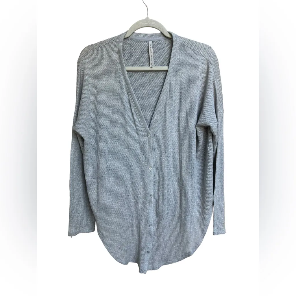 The Group Babaton Women's Button Long Sleeve Waffle Knit Top Blouse‎ size medium - Image 4