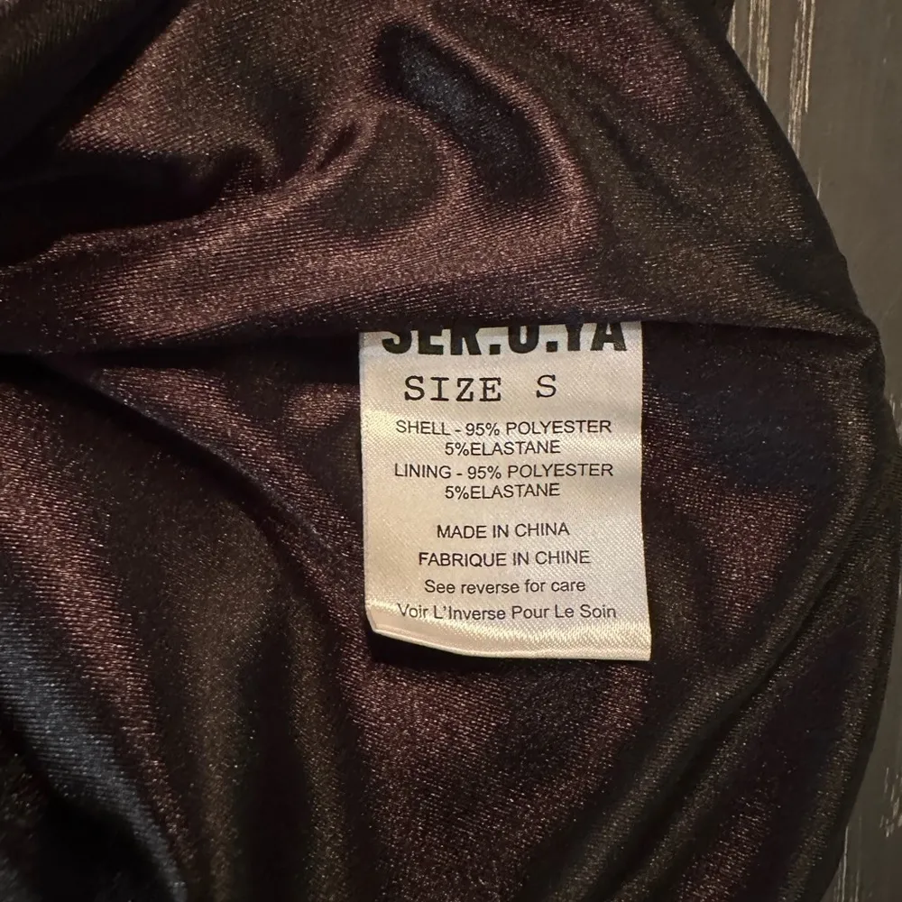 SER.O.YA Malakai Mini Dress Small Black Asymmetrical Strapless Ruched Lined - Image 10