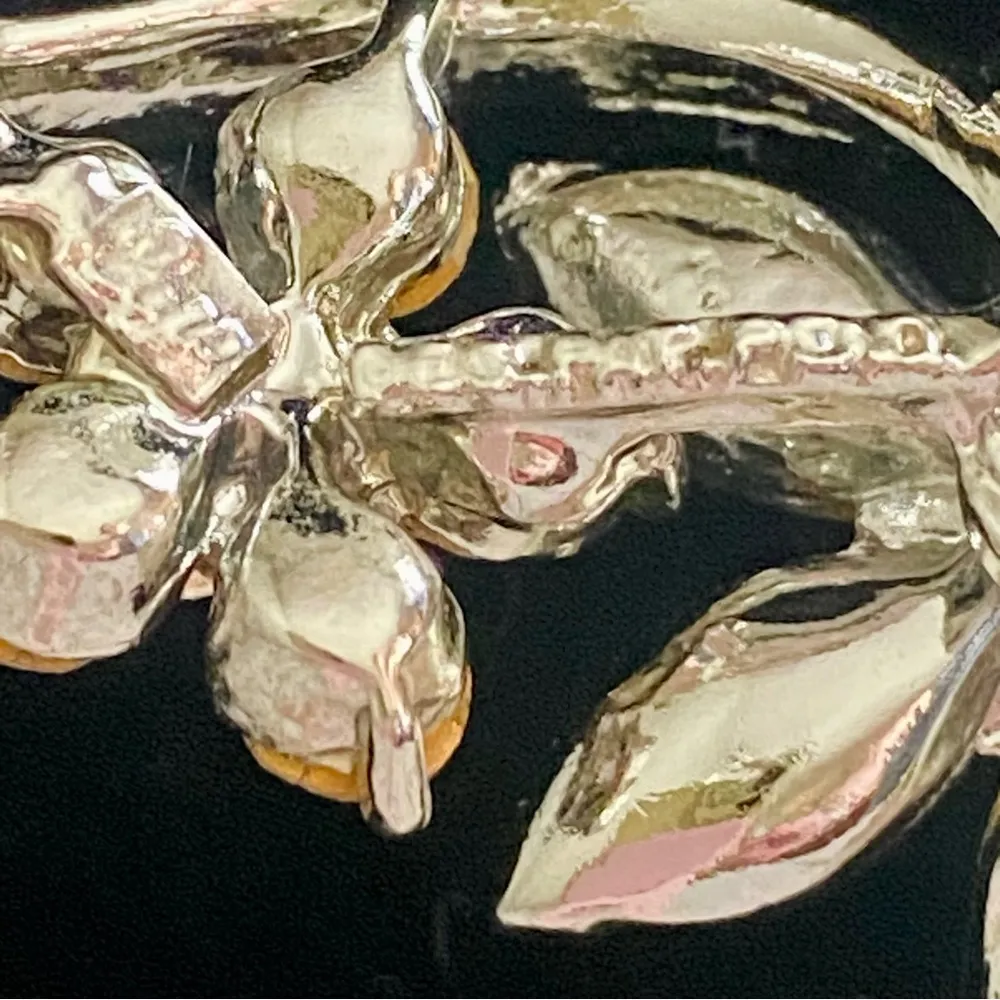 Signed Coro Pegasus Silvertone Floral Rhinestone Necklace Silver - Image 4