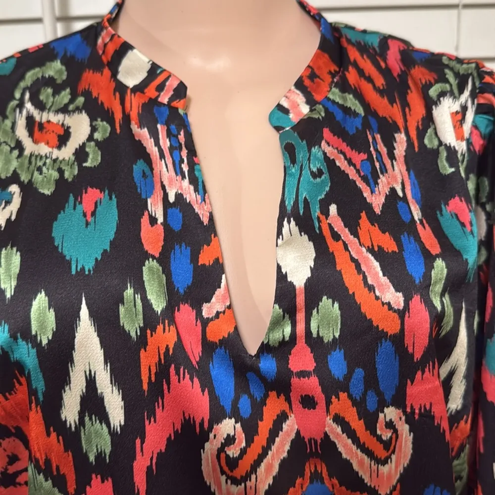 AVARA woman long sleeve dress size LARGE v neck Black - Image 4