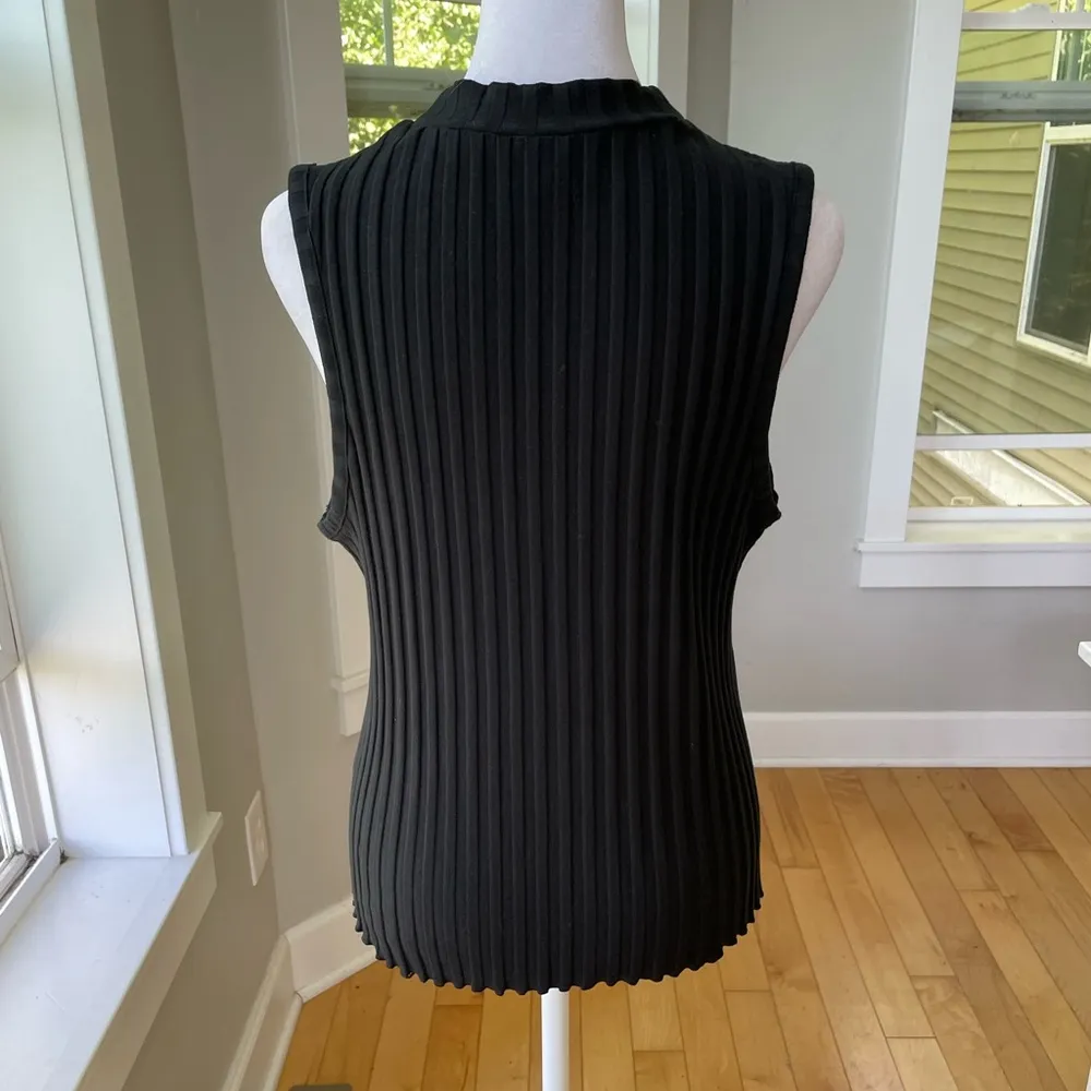 A New Day Black Ribbed Sleeveless Mockneck Top Size Medium - Image 3