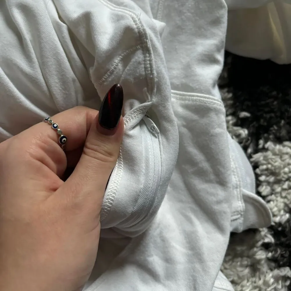 Lululemon Women's White and Grey Top - Image 7