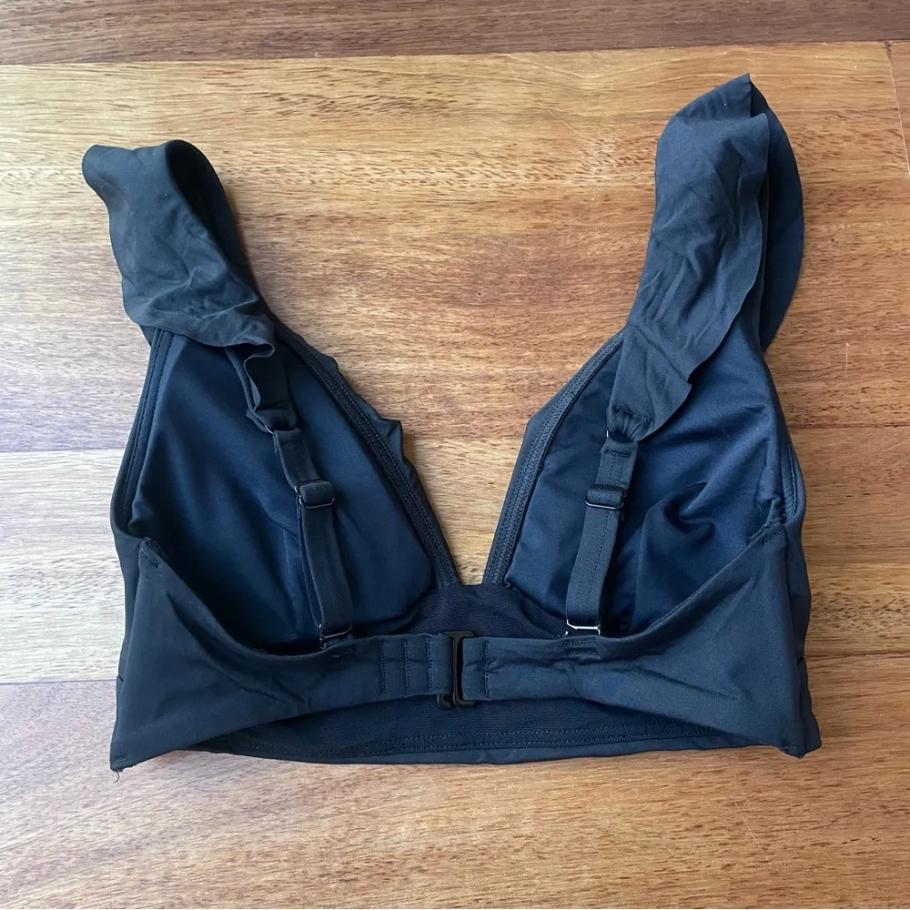 Solid Black Ruffle Bikini Top with Wide Adjustable Straps & Supportive Band NWOT Size 4 - Image 2