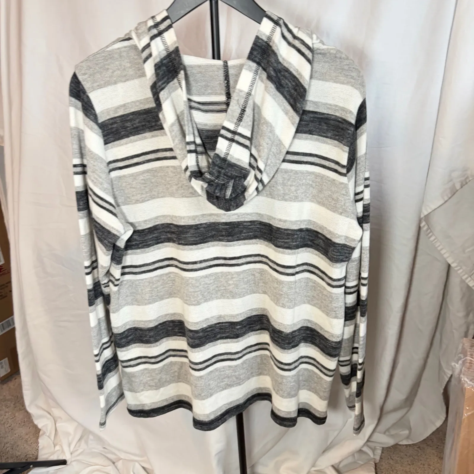 Sunday womens gray white stripe sweater hoodie. Size XL. ski lodge, casual - Image 7