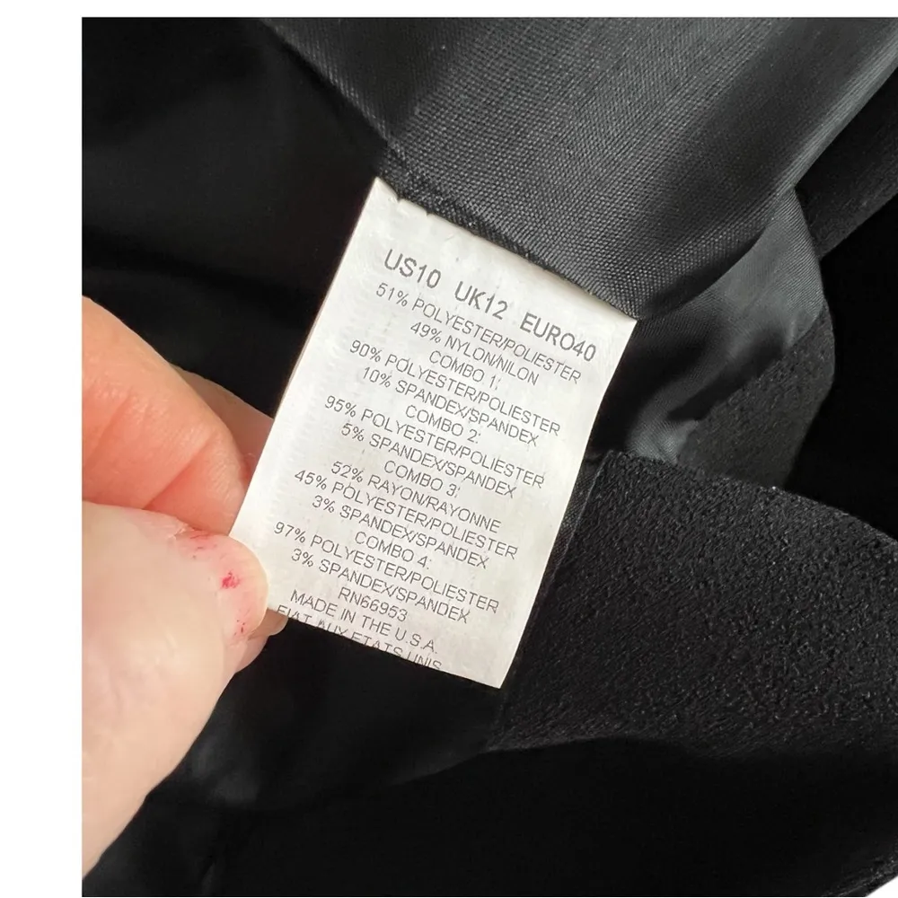 Vtg. David Warren 2 piece Floral velvet middle Jacket w/ matching pants. SZ. 10 Black - Image 8