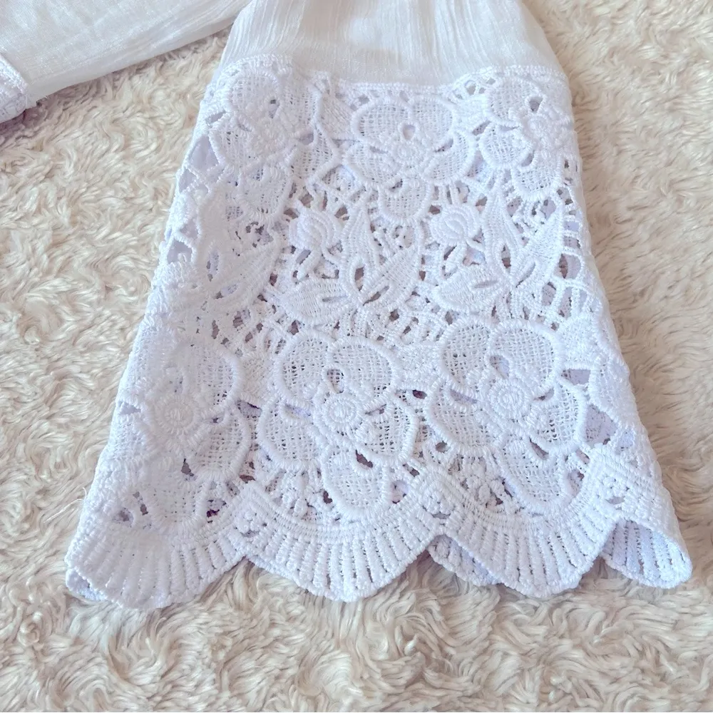 Azúcar Boutique White Crochet Appliqué Resortwear Off Shoulder Top Size M - Image 8