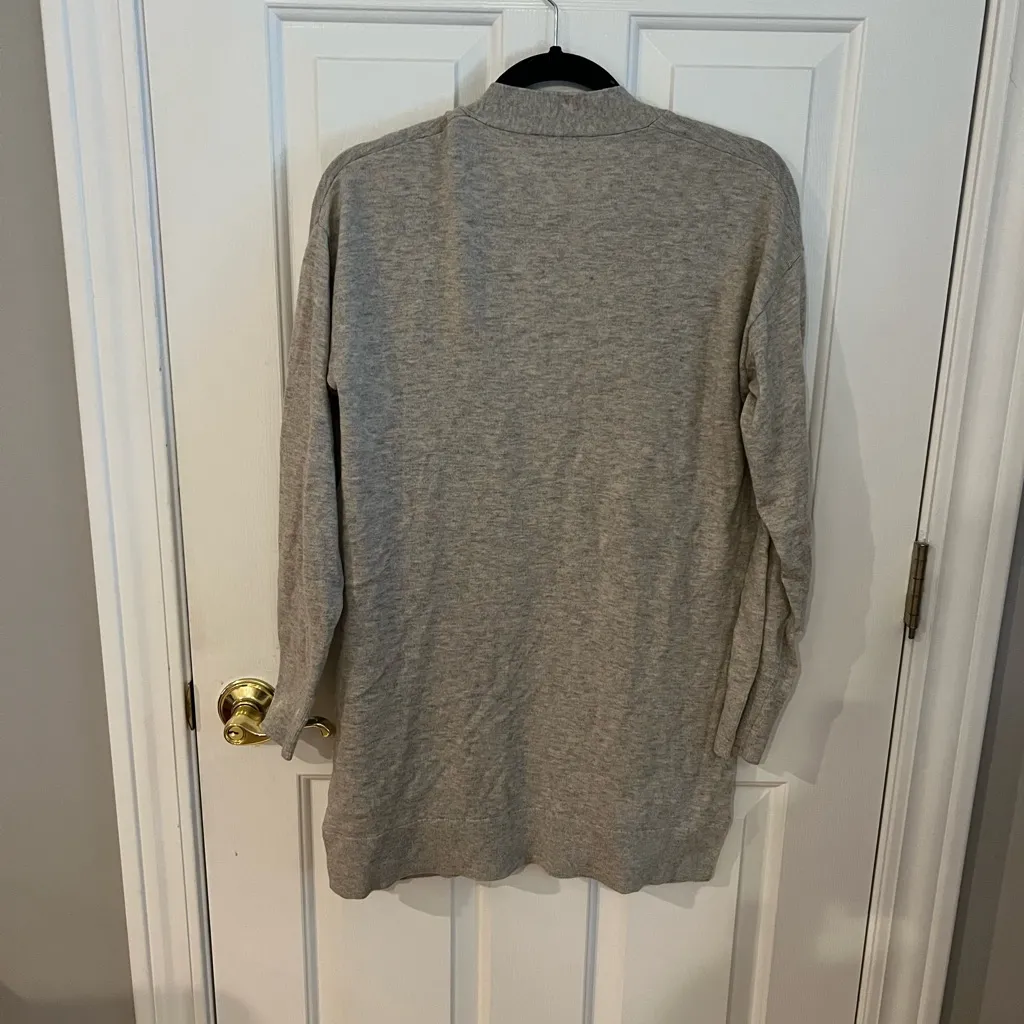 GAP Cardigan - Image 2