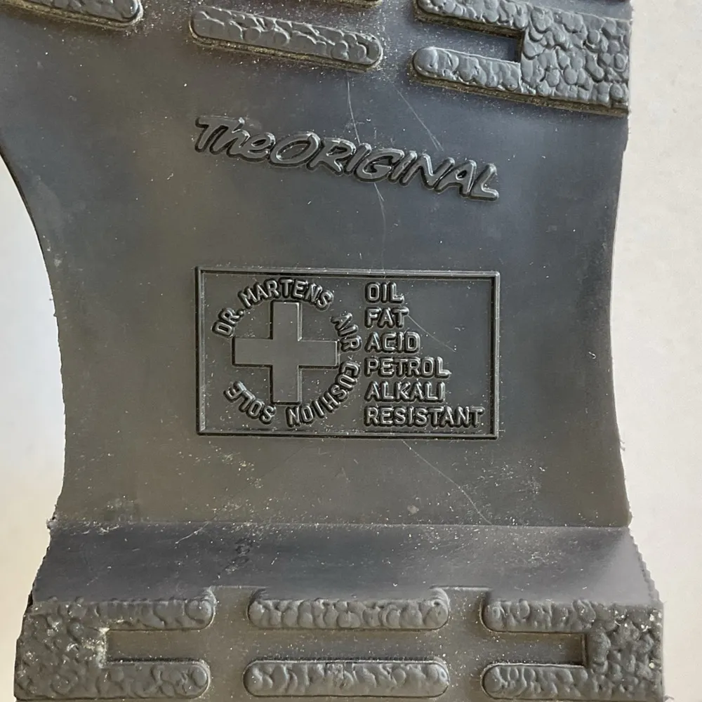Dr. Martens Black 2976 Mono Smooth Leather Chelsea Boots Mens 5 / Womens 6 - Image 9