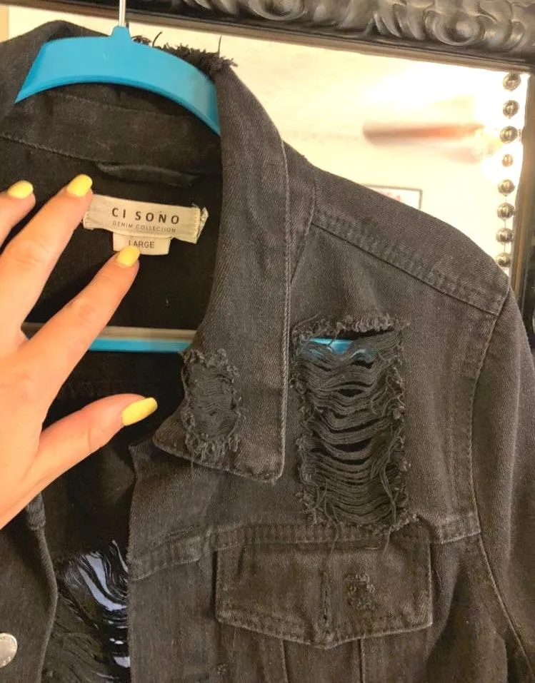 black distressed denim jacket Size L - Image 4