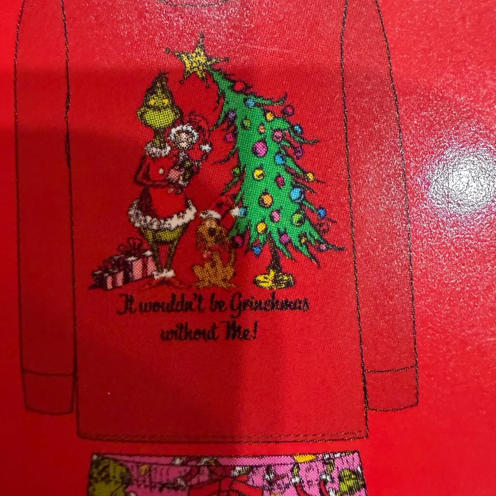 Women’s Grinch Christmas pajama set NWT XS fleet pants & shirt Red - Image 6
