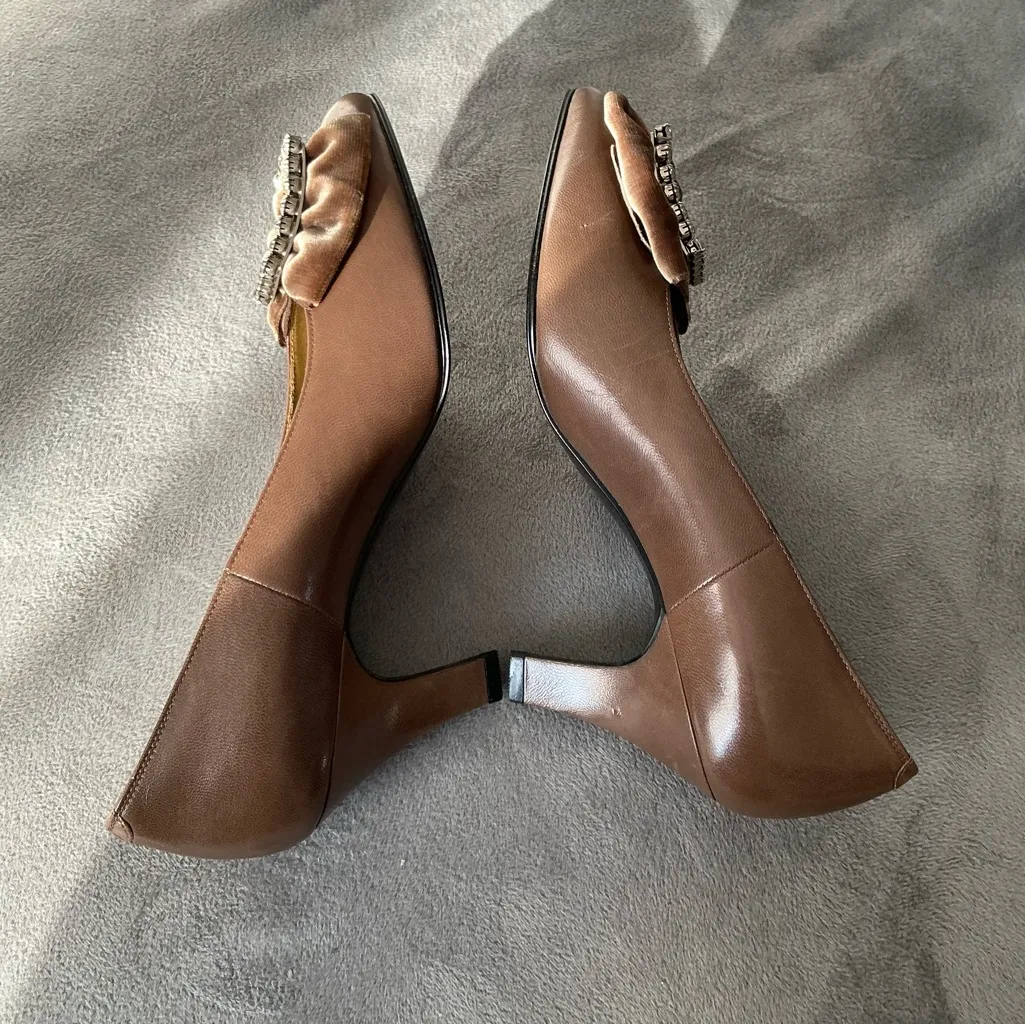 Authentic YVES SAINT LAURENT pumps🔥🔥 - Image 11