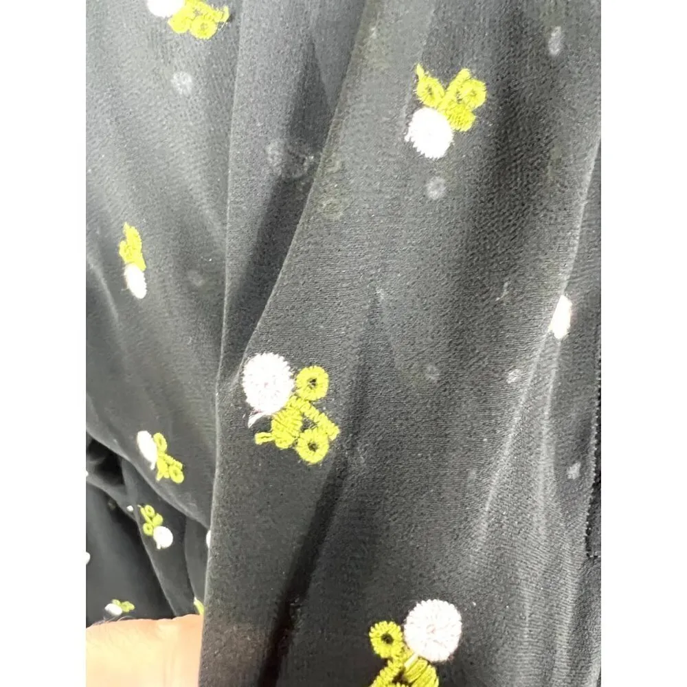 Cabi floral embroidered‎ half button up top - Image 4