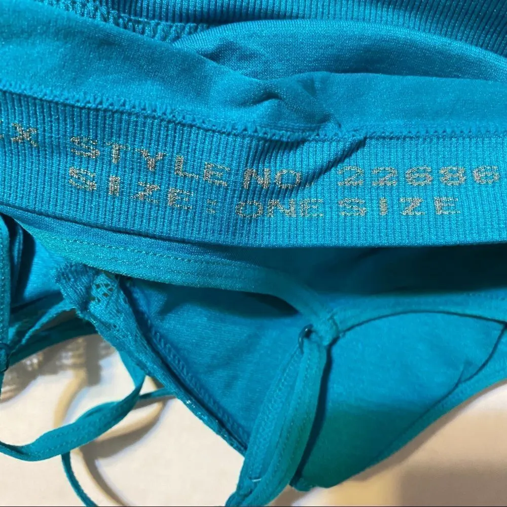 Agaci Teal colored padded sports bra - Image 3