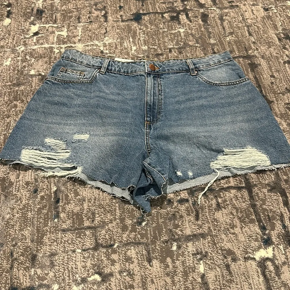 Cotton On Curve A-Line High Rise Denim Short- Size 12 - Image 5
