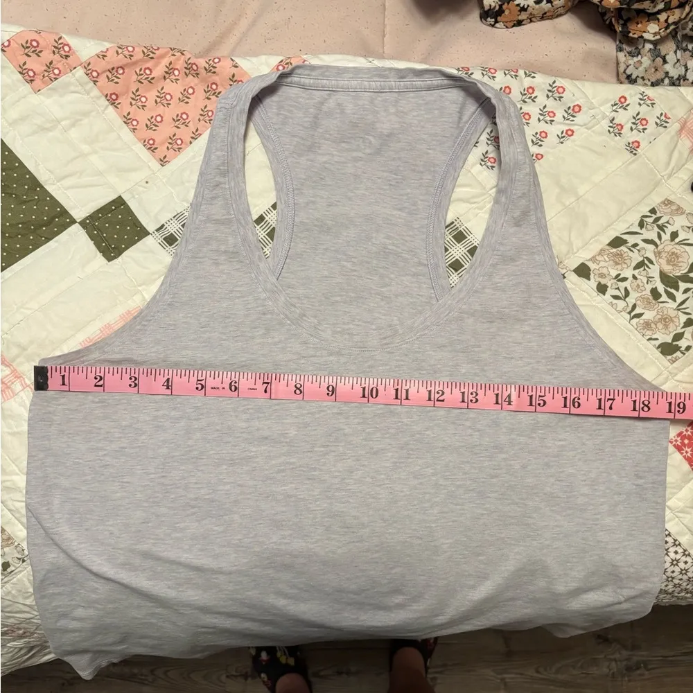 Lululemon Love Tank Top
HEATHERED LAVENDER DEW size 12? - Image 4