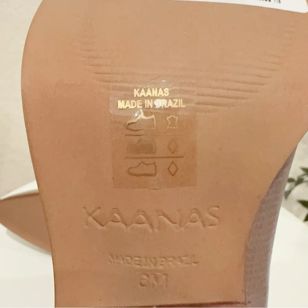 Kaanas Hague Cowboy Leather Bootie in Taupe NWOT Size 6M - Image 7
