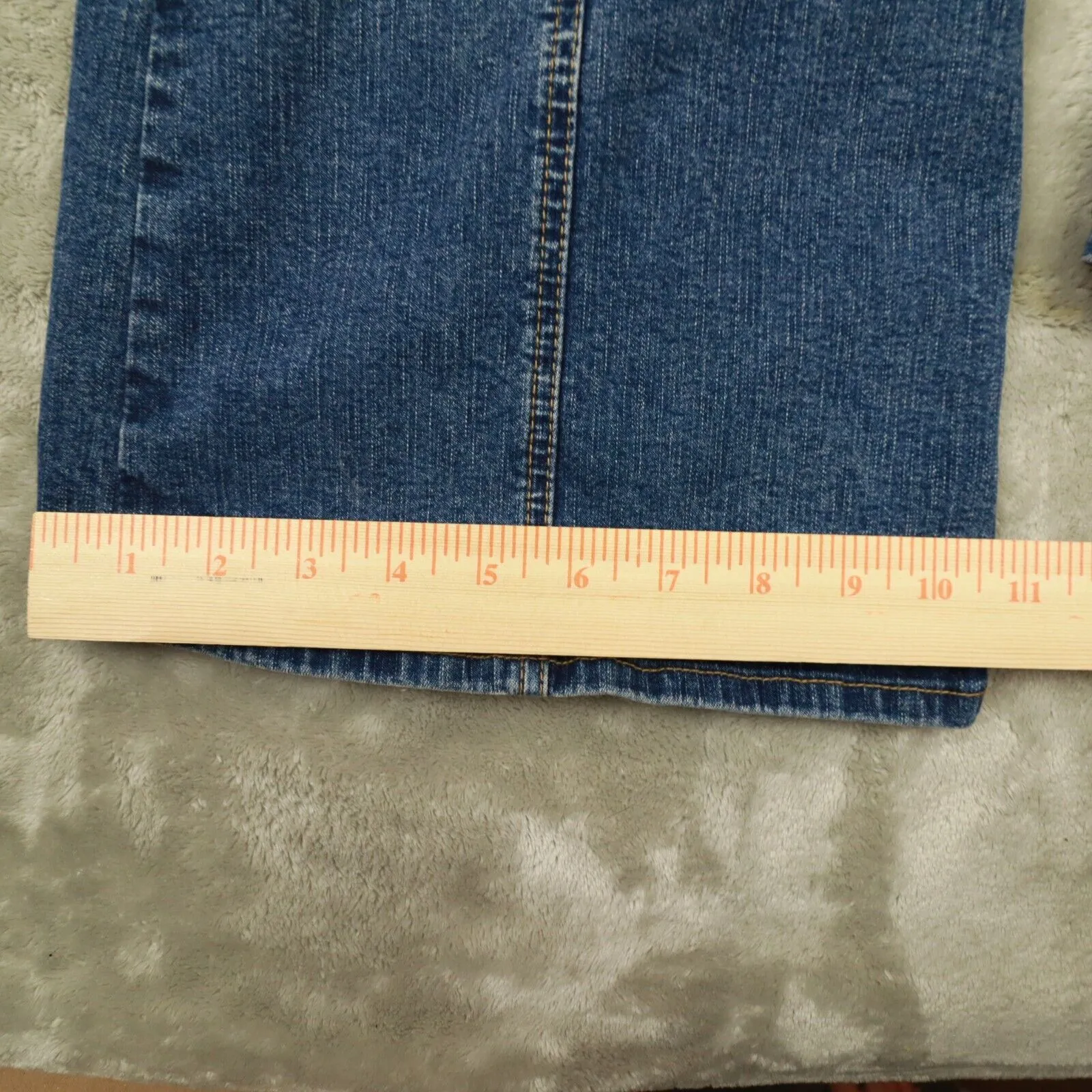 Tommy Hilfiger Women's Y2K Medium Wash Boot Cut Cargo Pocket Jeans‎ 2003 size 11 - Image 11