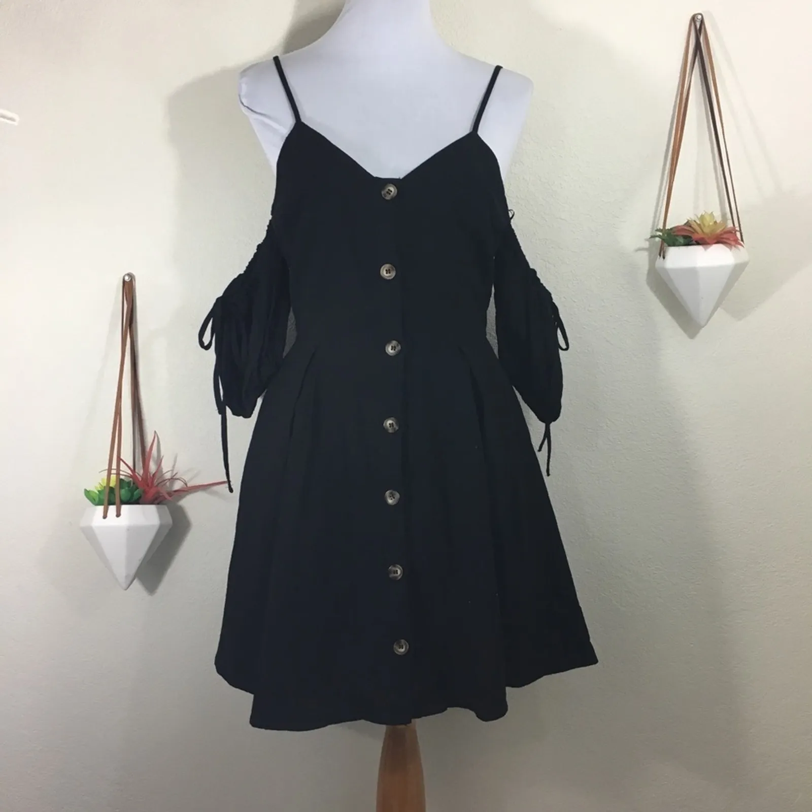J.O.A. NWT Black puff sleeve button dress - Image 3
