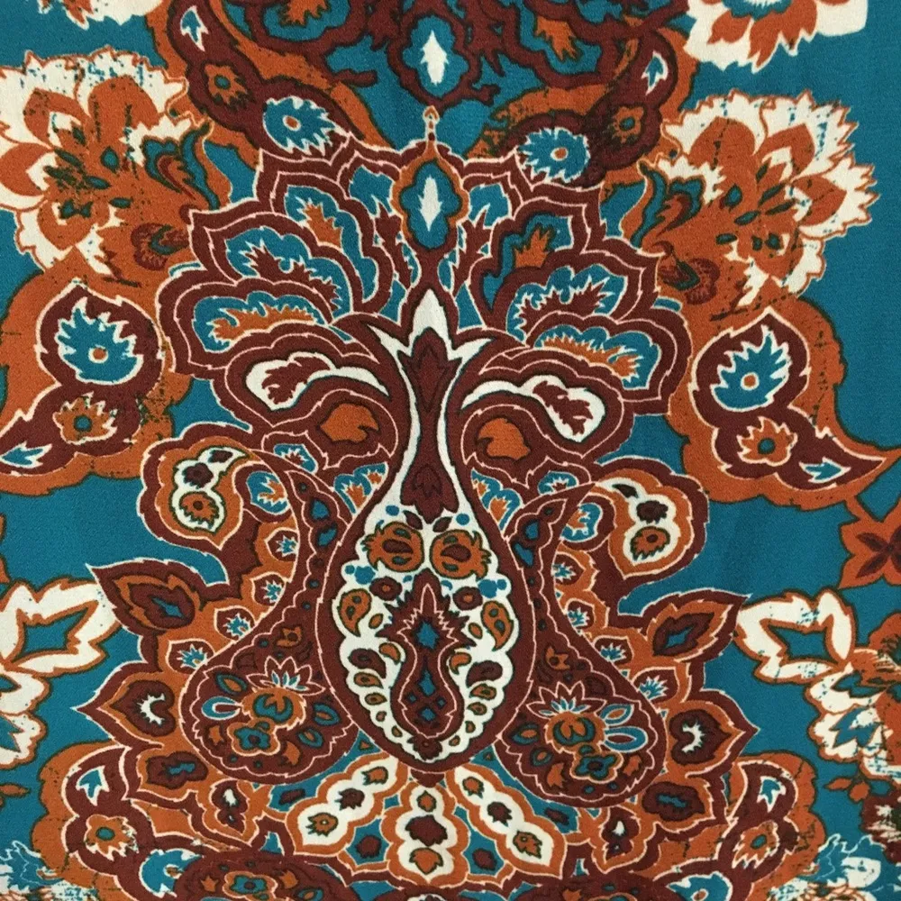 Mediterranean-Inspired Shift Dress - Image 2