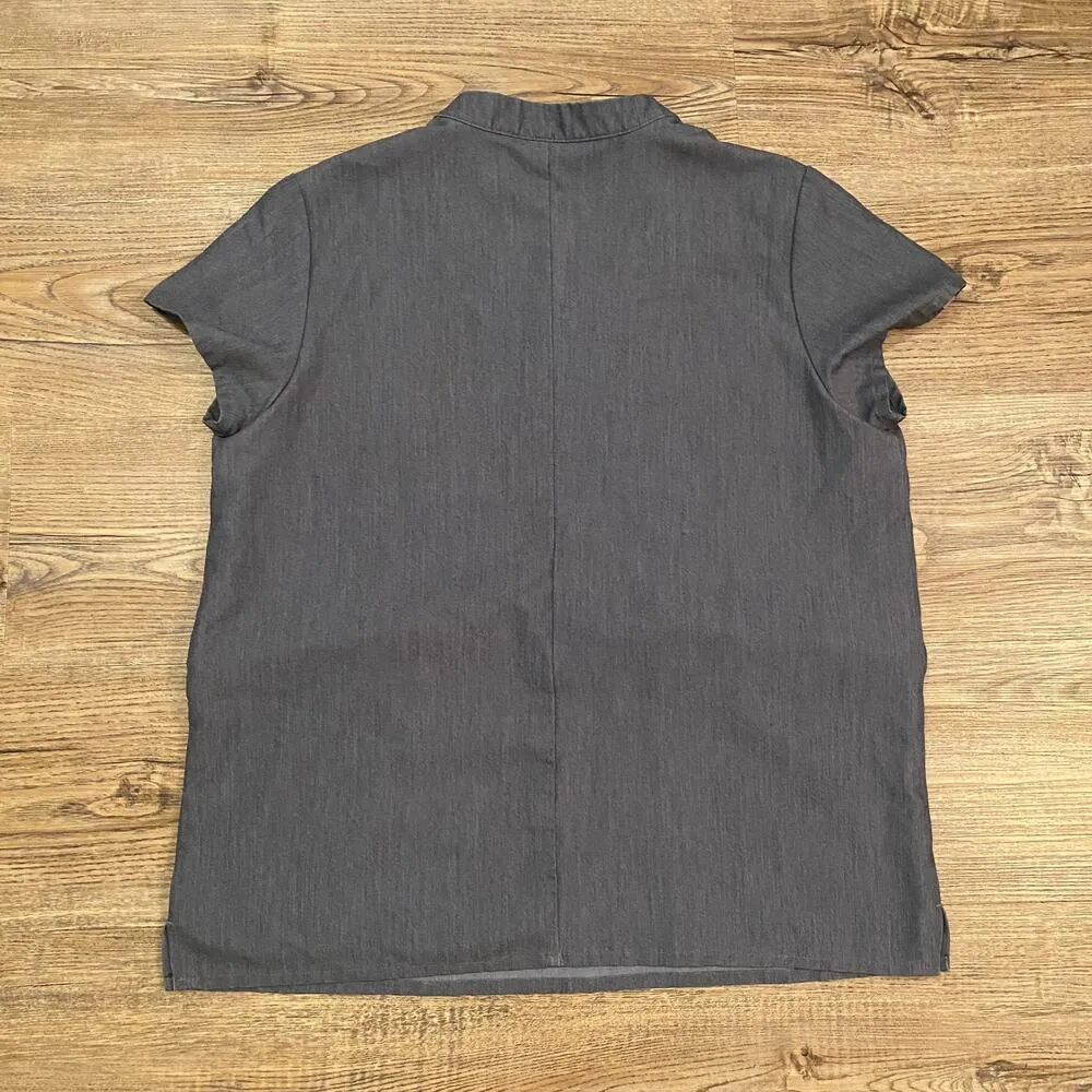 FIGS Women's size Small Heathered Gray Blue Casma Scrub Top V-Neck - Image 5