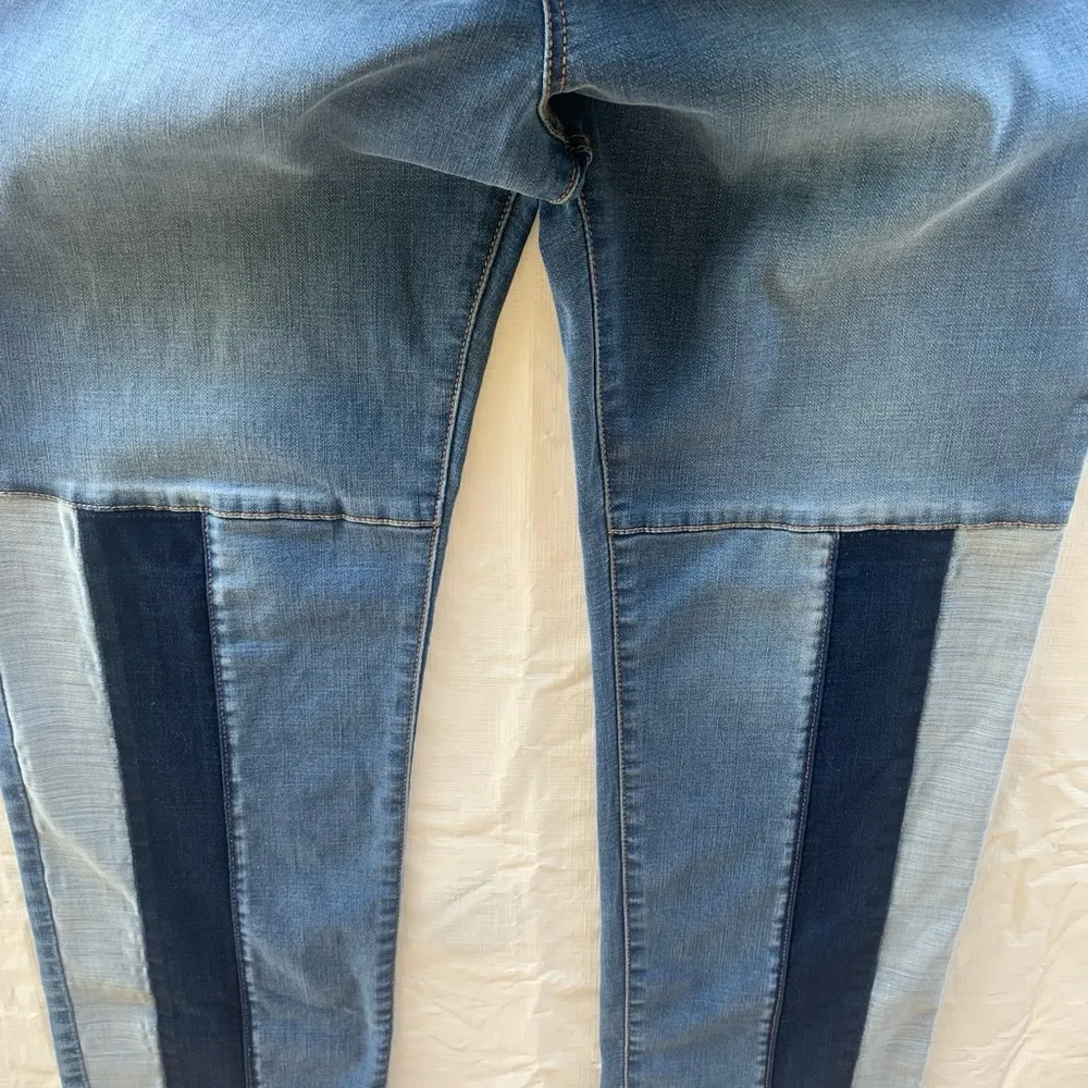 Gloria Vanderbilt  Jeans.        446 - Image 8