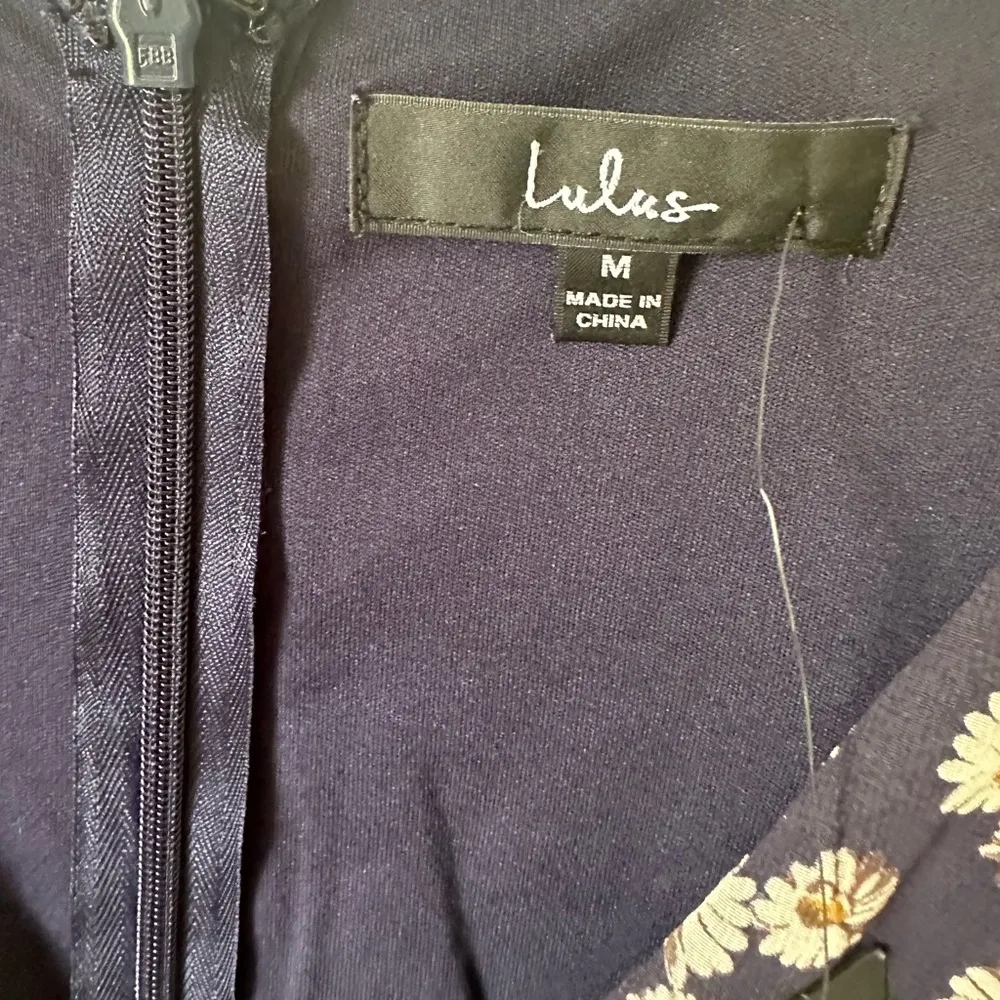 NWT Lulus Anything Lovelier Navy Blue Floral Print Tiered Midi Dress M - Image 5