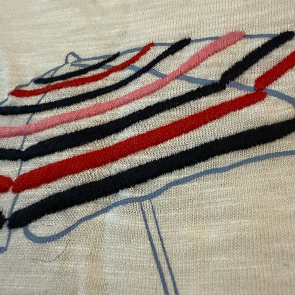 Talbots T-Shirt Top Short Sleeve Shirt Frenchie Dog On Island Time Petite Medium - Image 4