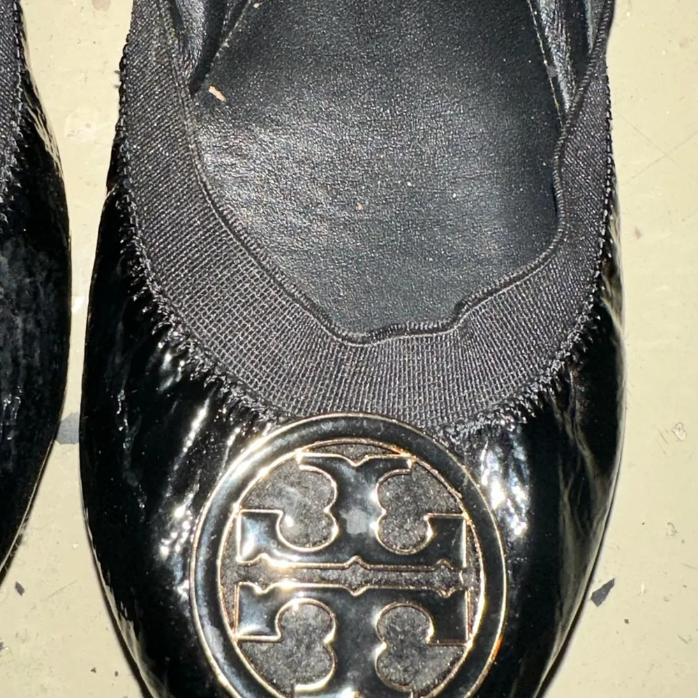 Tory Burch "Caroline" black leather ballet flats - Image 3
