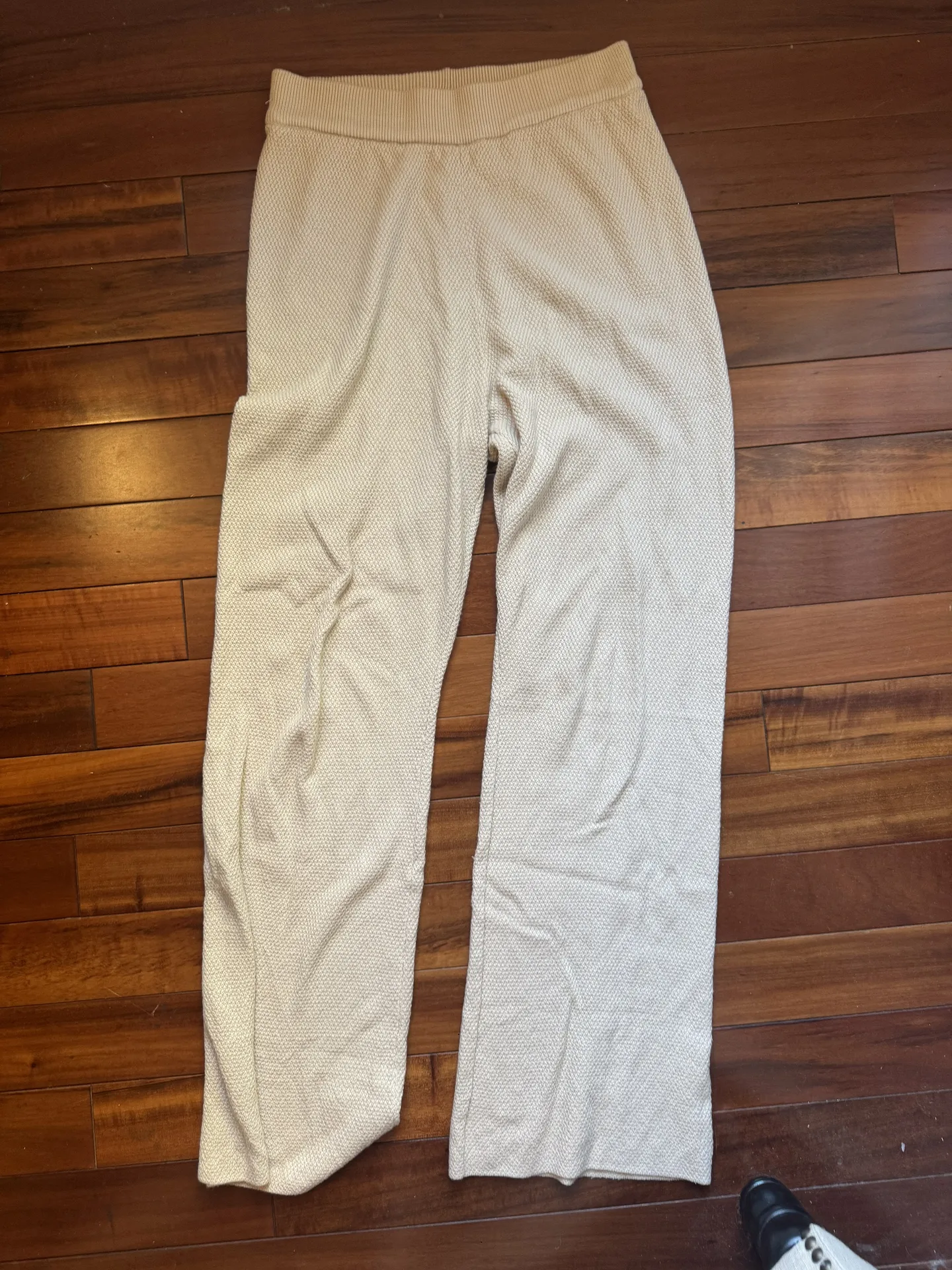 Lounge Set - Image 4