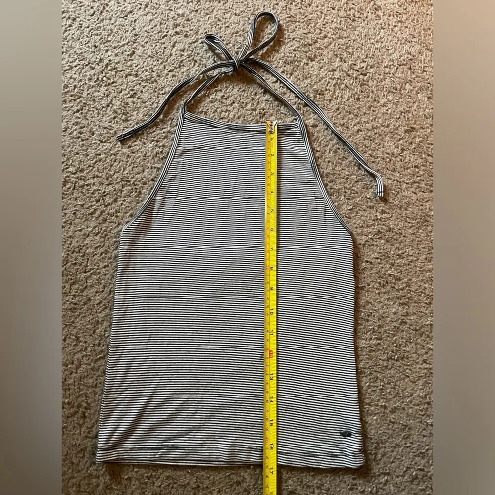 American Eagle Outfitters Halter Cropped Tank Top - Image 9