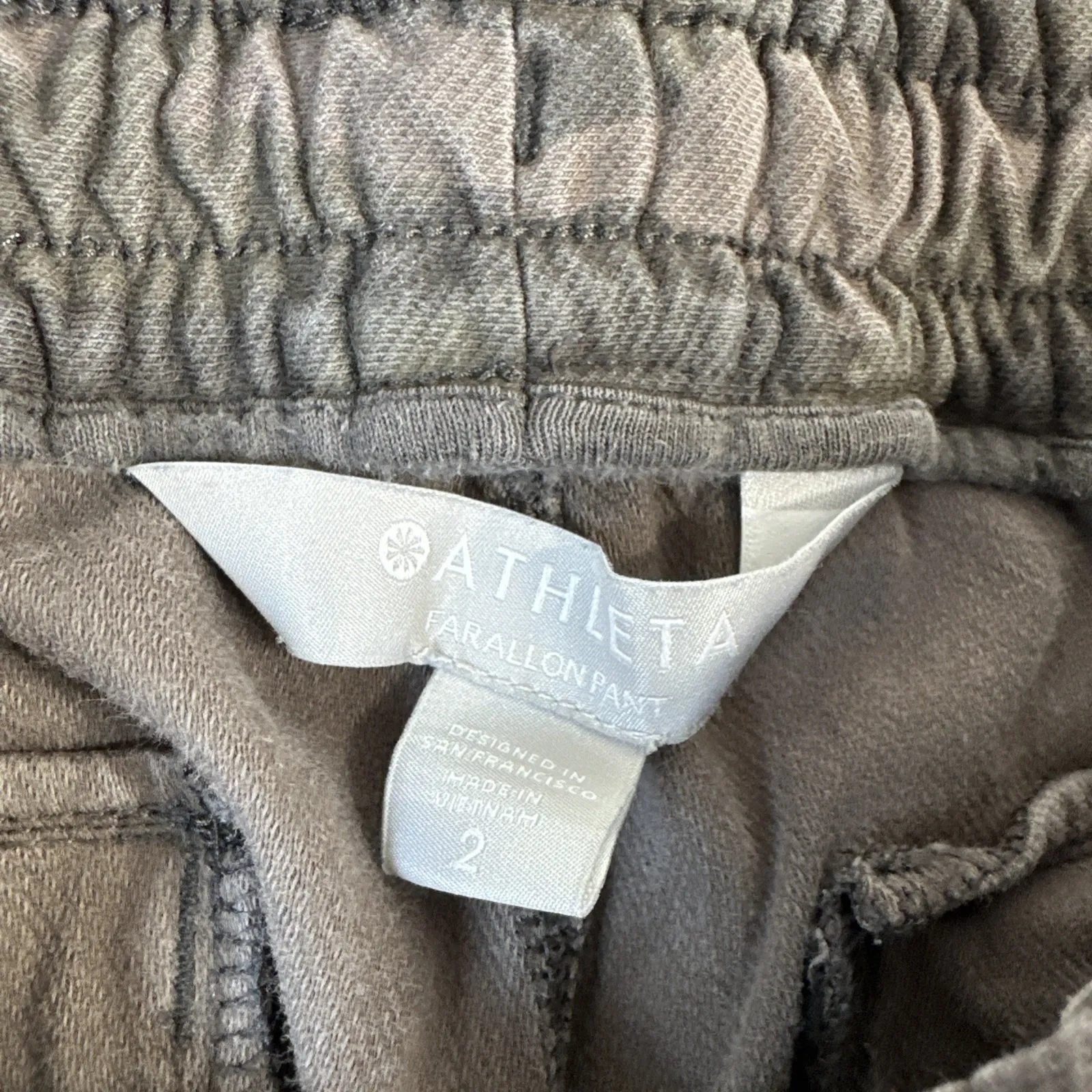 Women's Athleta Size 2 Farallon Pant Jogger Camo Sweatpants - Image 5