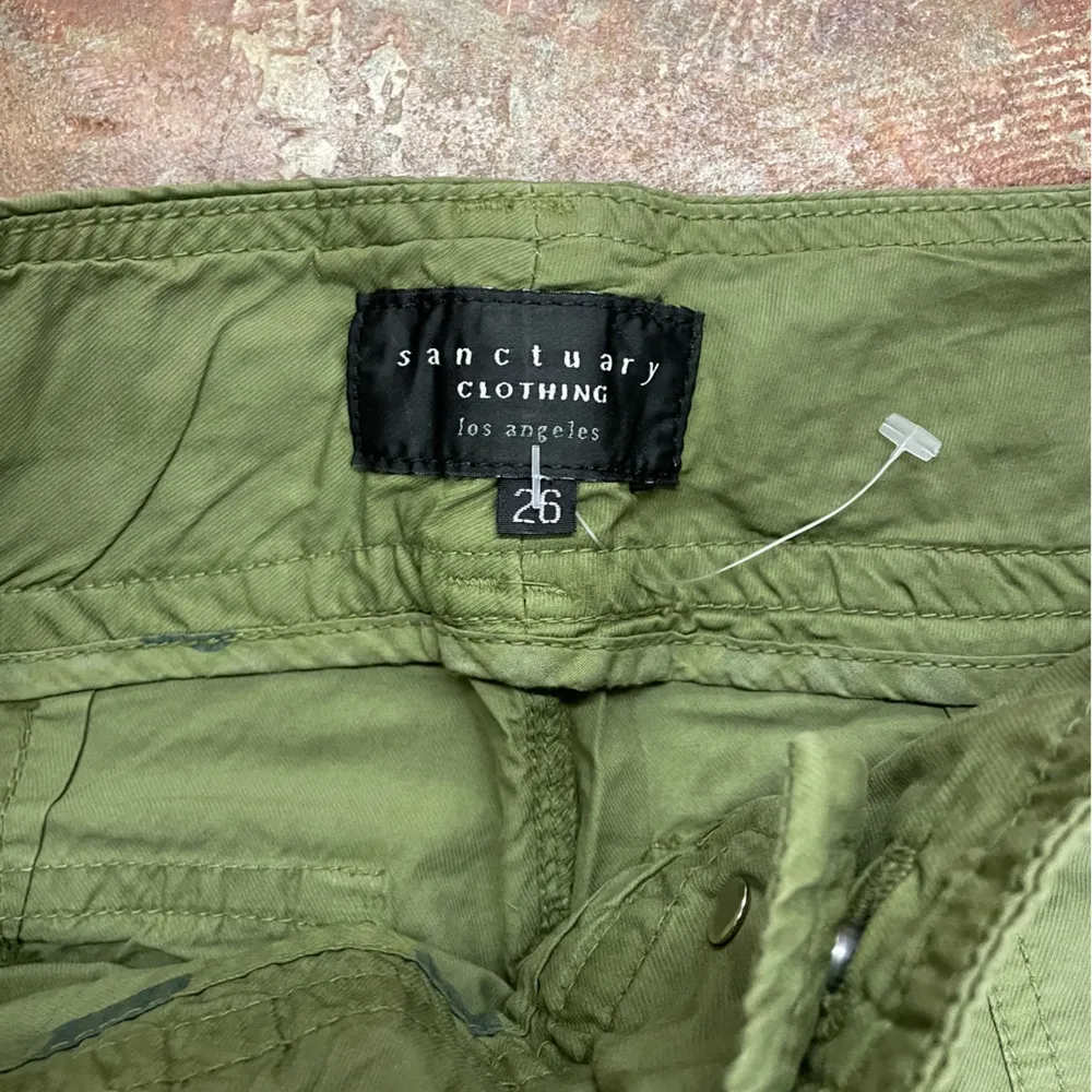Sanctuary olive utility crop pants sz 26 nwt - Image 4