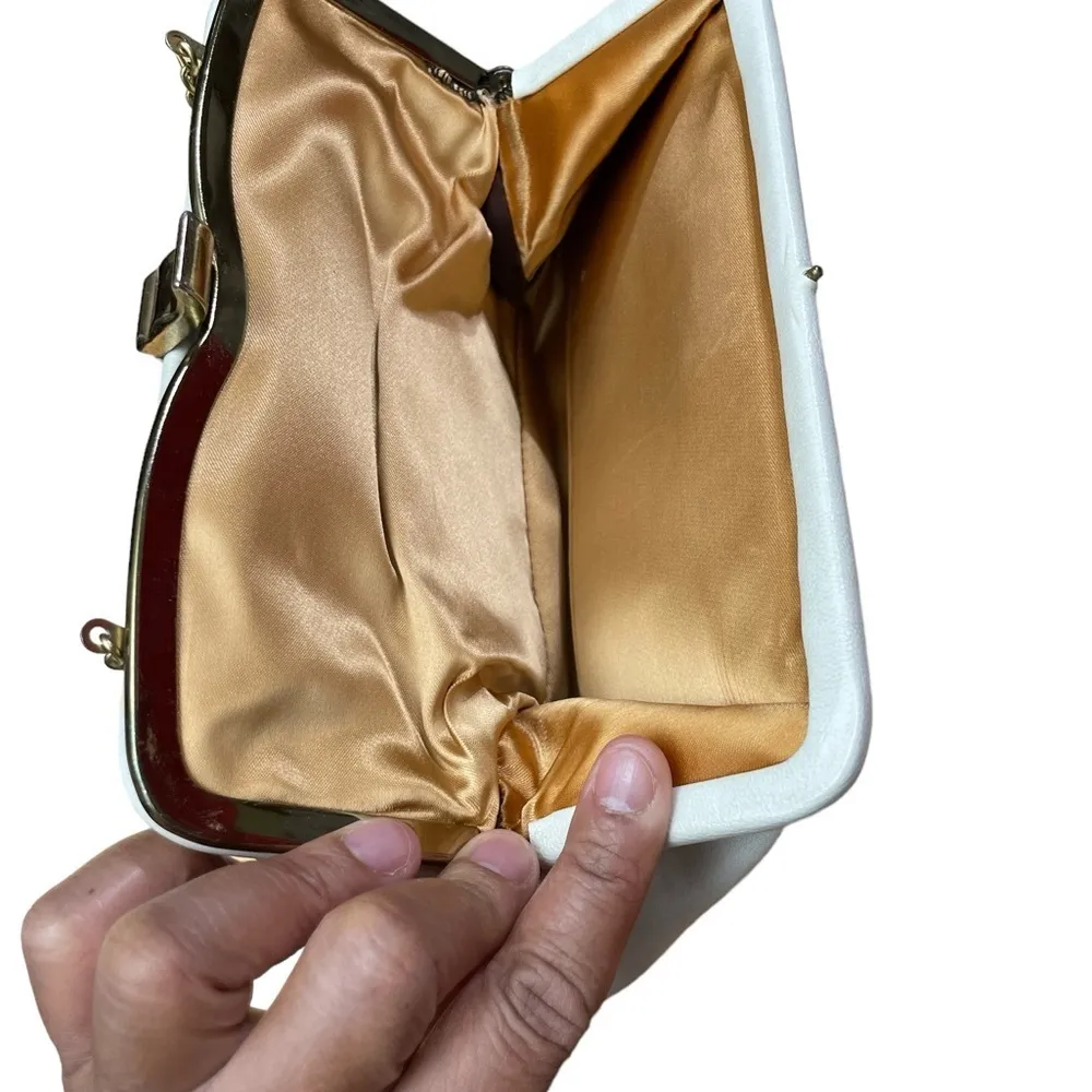 Vintage Beige Ande Handbag, Clutch Handbag w Chain, Vintage Fashion Style - Image 7