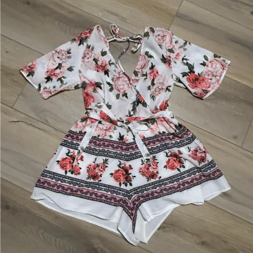 Trixxi  Floral Romper - Small - Image 3